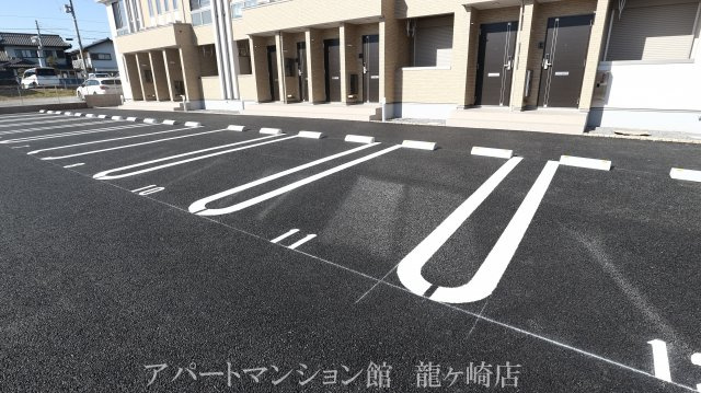 ポルトボヌールの駐車場
