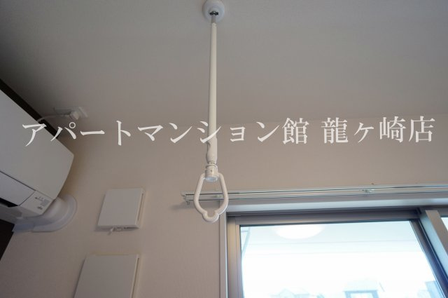 雫Ⅴの設備|室内物干し