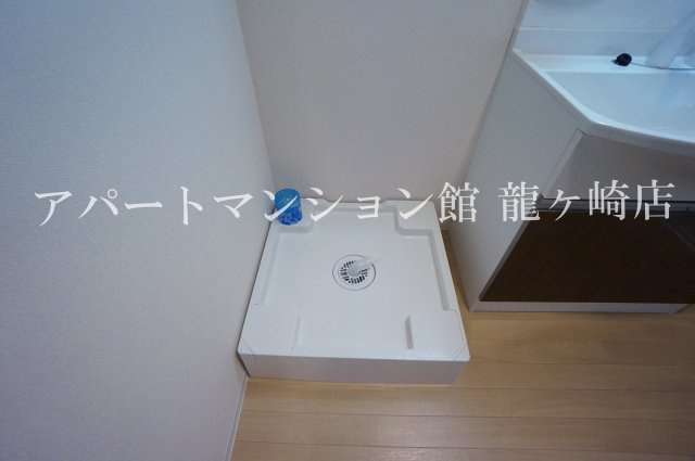 雫Ⅴのその他|室内洗濯置場