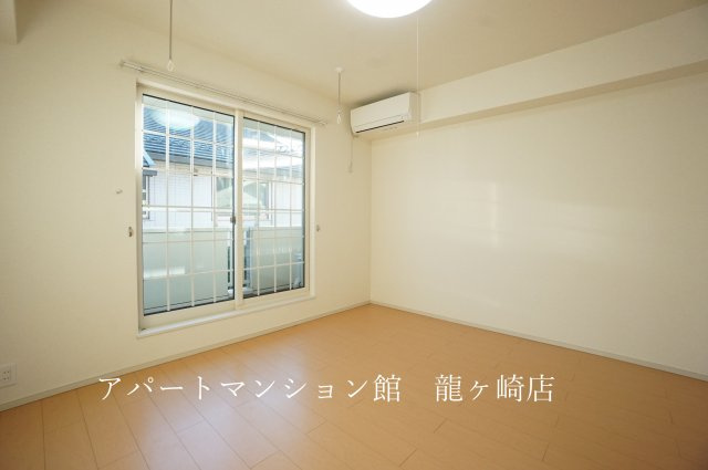 クレア・ポルトBの居間・リビング