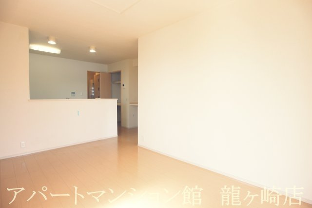 ヒラルス　コルリスの居間・リビング