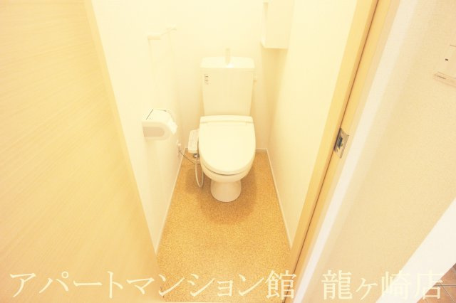 ヒラルス　コルリスのトイレ