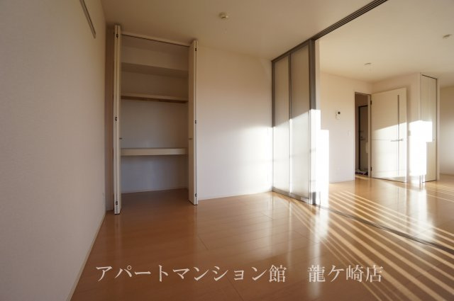 サンフローラDの洋室