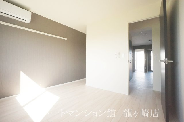 irie life (アイリーライフ）の洋室