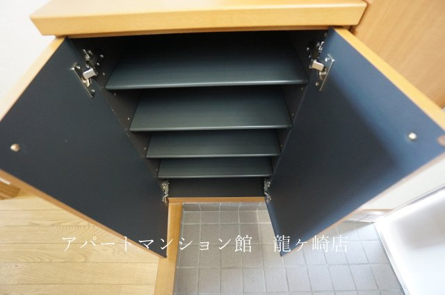 アミスターの収納