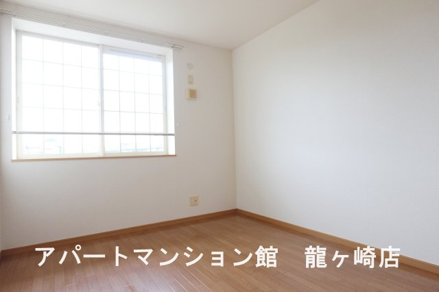 グリシーヌ・パレⅡCの寝室