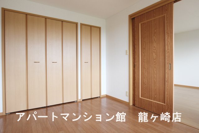 グリシーヌ・パレⅡCの寝室