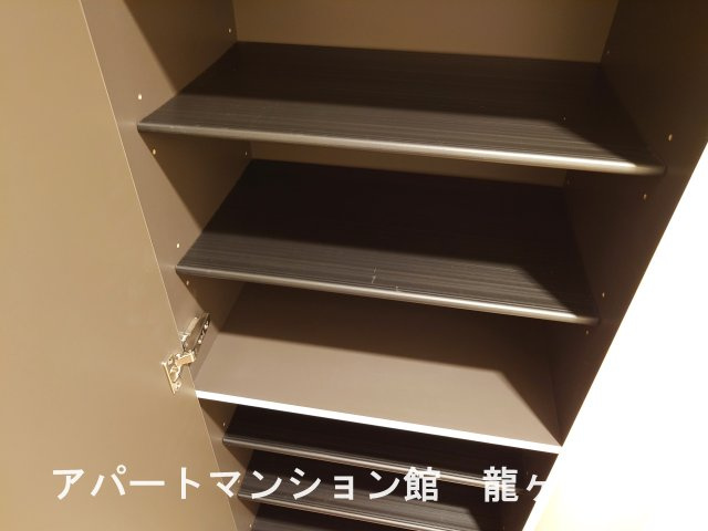 ロングパインの収納