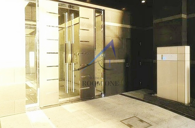 ブレシア新御徒町のエントランス