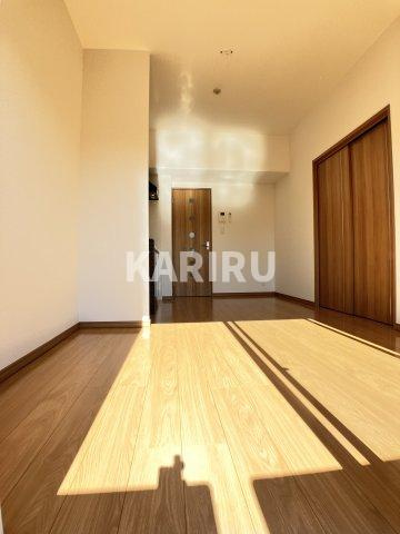 ラ・ミモーサの居間・リビング