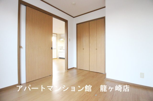 サンライトの寝室