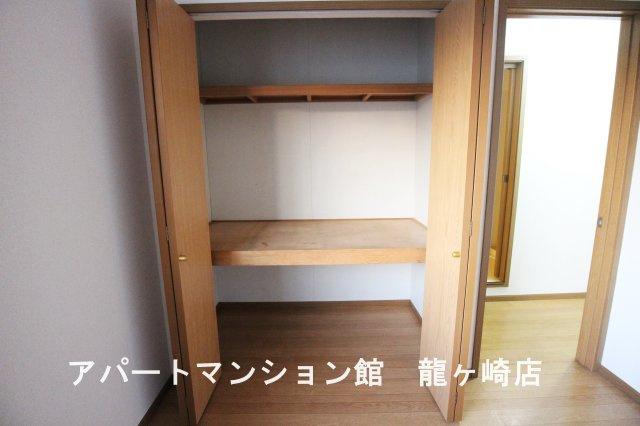 サンライトの収納