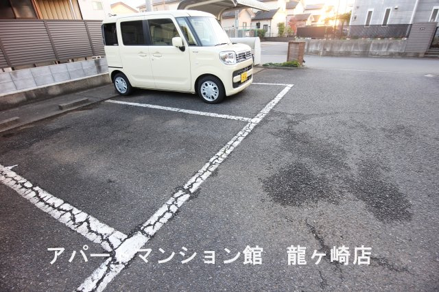 サンライトの駐車場