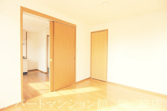 パールライトの寝室