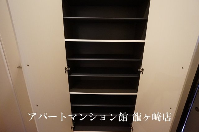 ヴィラフォレストDの収納