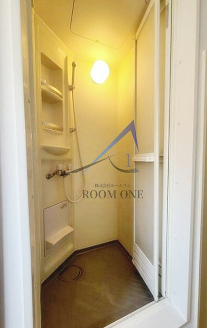 廣瀬ビルの浴室|シャワールームです。