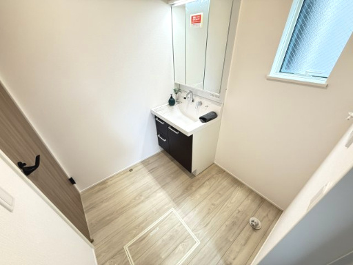 リナージュ堺市中区福田第３期の独立洗面台