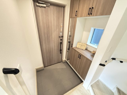 リナージュ堺市中区福田第３期の玄関