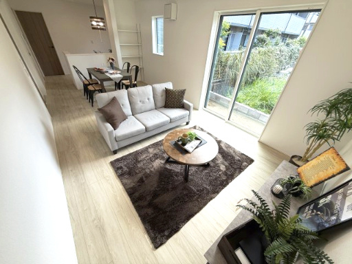 リナージュ堺市中区福田第３期の居間・リビング