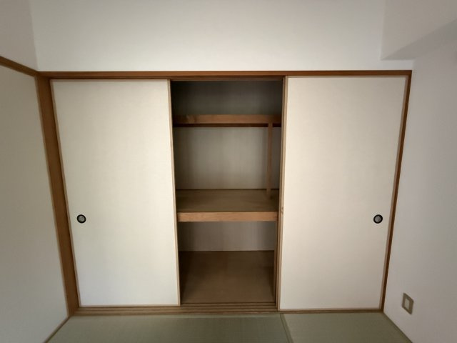 フロウスリーブ西村1番館の収納