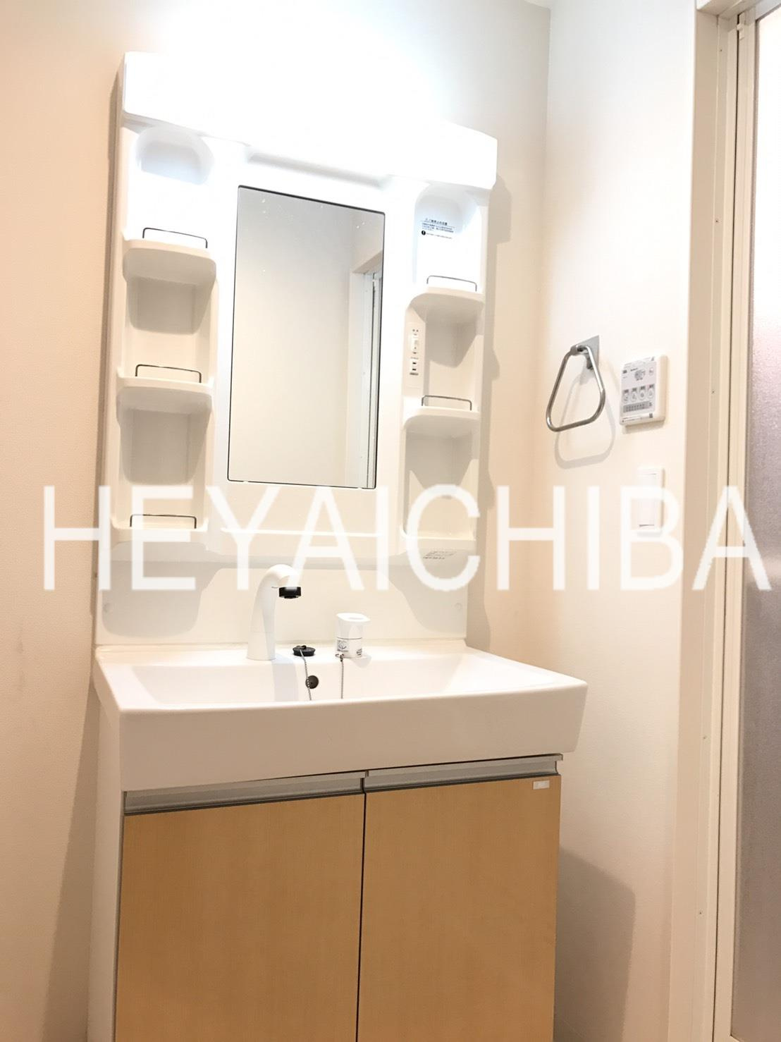 ami fleurの洗面所