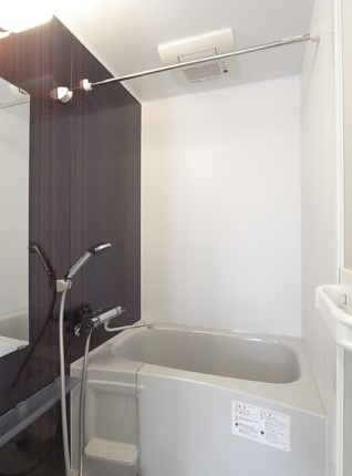 ラ・アヴェニール東武練馬の浴室