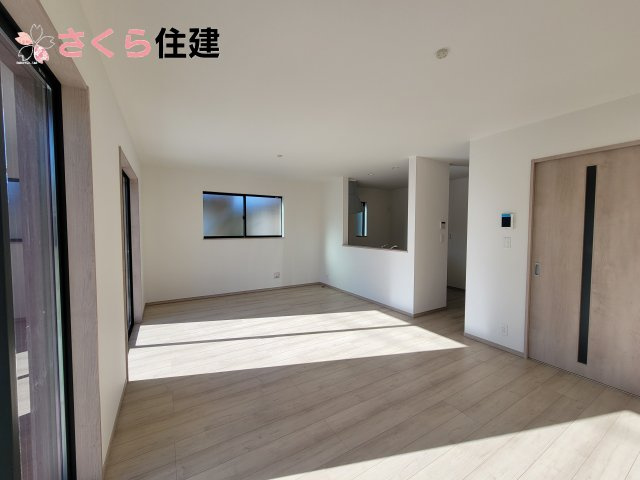 ハートフルタウン　中一の沢町1丁目157番　Ｂ号棟の居間・リビング