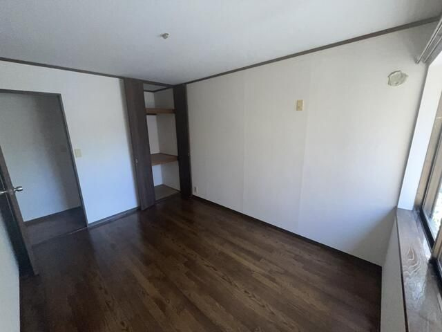 グリーンヒルズ南大泉　Ａ棟の洋室