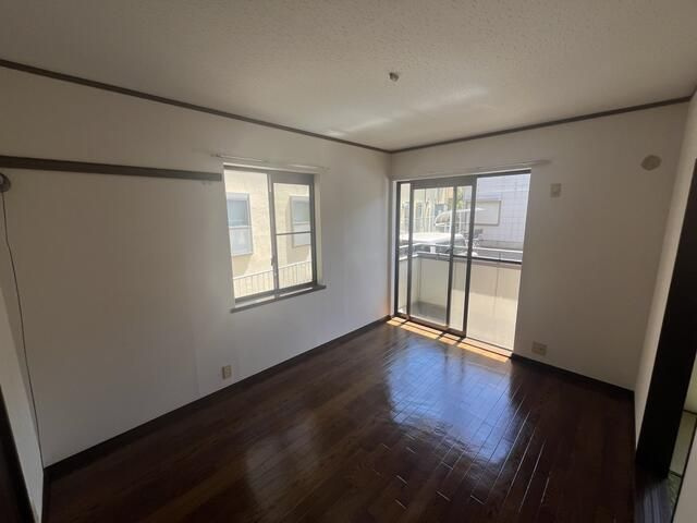 グリーンヒルズ南大泉　Ａ棟の洋室