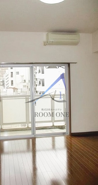 パークウェル神田ＥＡＳＴ弐番館の居間・リビング|洋室のお部屋です。