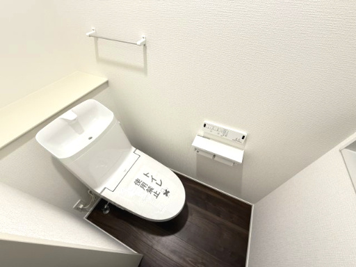 リナージュ堺市中区福田第３期のトイレ