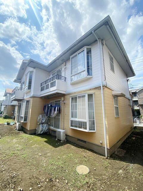 サンハウス大泉Ｂ棟の外観