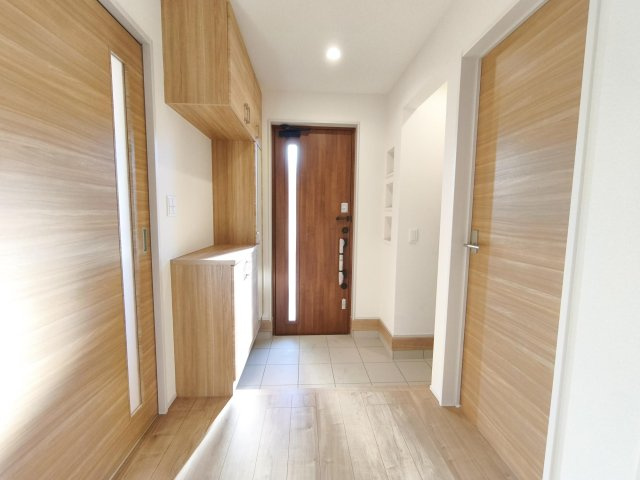 Blooming　Garden　児玉郡上里町七本木（平屋建て）の玄関