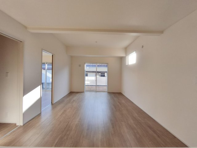 Blooming　Garden　児玉郡上里町七本木（平屋建て）の居間・リビング