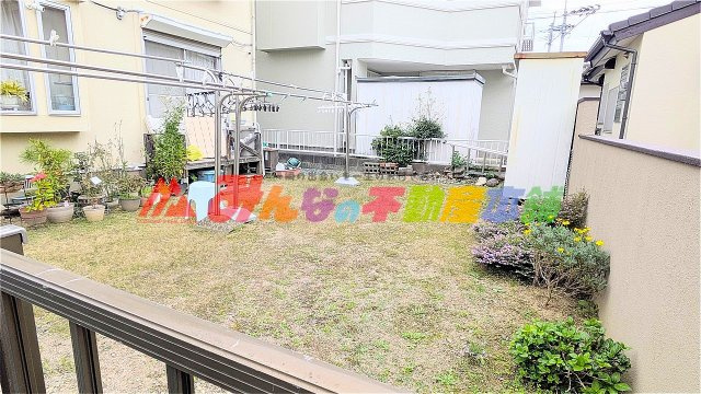 久留米市上津町の中古一戸建の庭