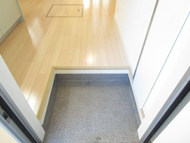 ハイツエムエスの玄関