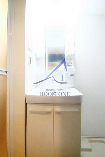 ホームステッドコートの洗面所|独立洗面台です。