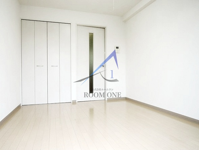 ジェイ・スリーハイツ