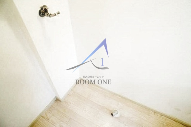 グランジャルダン梅ヶ丘の設備|洗濯機置場です。