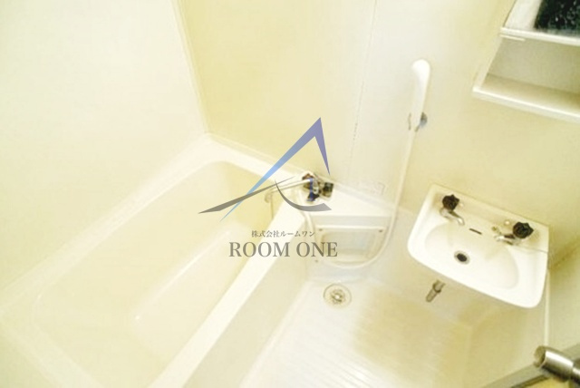 グランジャルダン梅ヶ丘の浴室|お風呂です。