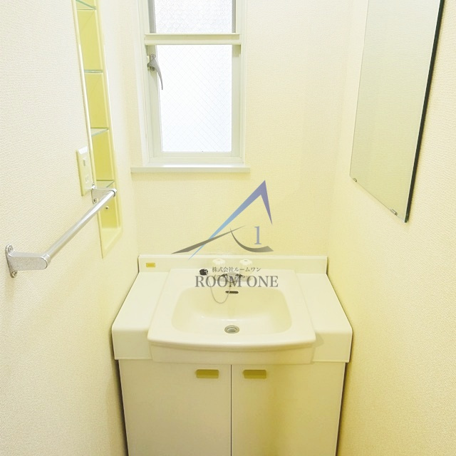 フラワーハイツ嶋B棟の洗面所|洗面台です。