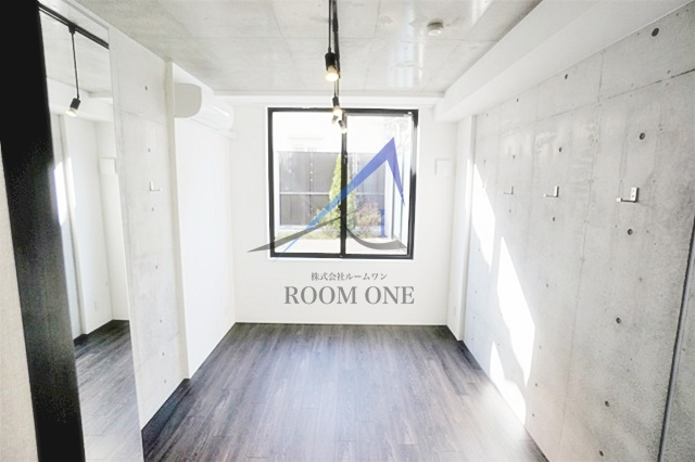 LAPiS下目黒の居間・リビング|洋室のお部屋です。