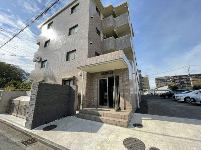 さいたま市桜区西堀３丁目の賃貸マンションのエントランス|落ち着いたエントランスです