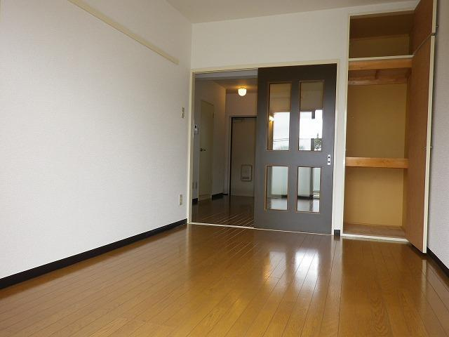 さいたま市桜区西堀３丁目の賃貸マンションの洋室|広々とした洋室です