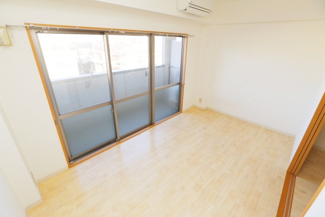 【洋室】 | ベルデュール楓