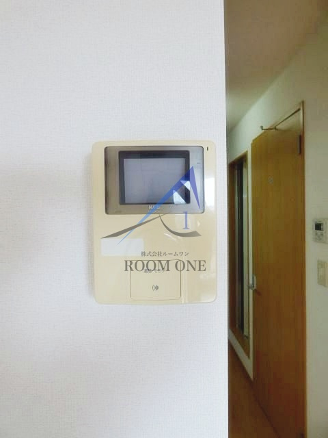 フィオーレ南太田のセキュリティ|モニター付きインターホンです。