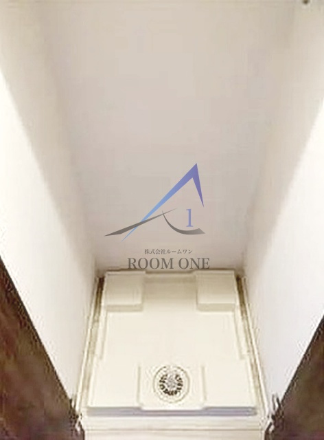 メイクスデザイン横浜蒔田の設備|洗濯機置き場です。