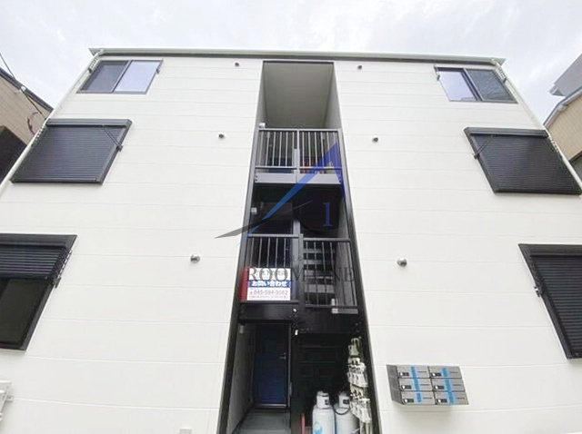 ルミエール横浜のエントランス|エントランスです。