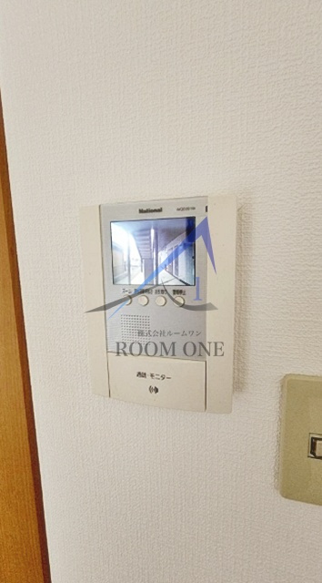 グリーンサイド片倉のセキュリティ|モニター付きインターホンです。