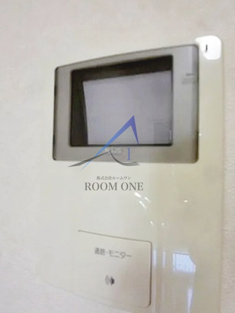 ハウス中屋のセキュリティ|モニター付インターホンです。